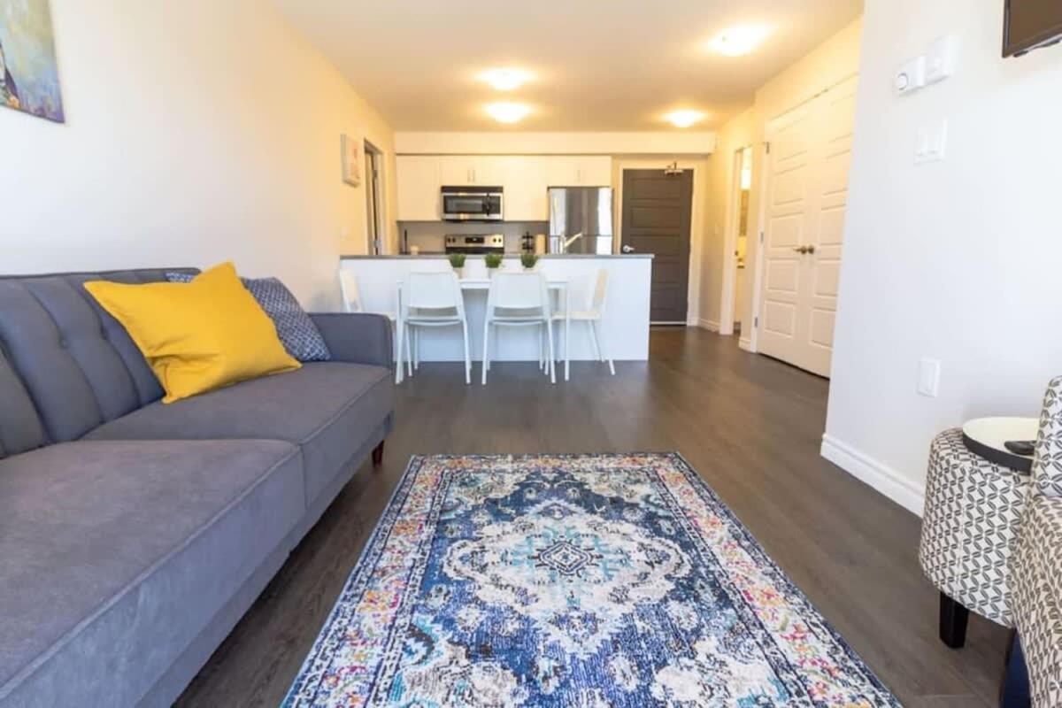 Newly Renovated Modern Condo Near Hospital, Unb Patio & Parking Coffee Saint John Kültér fotó
