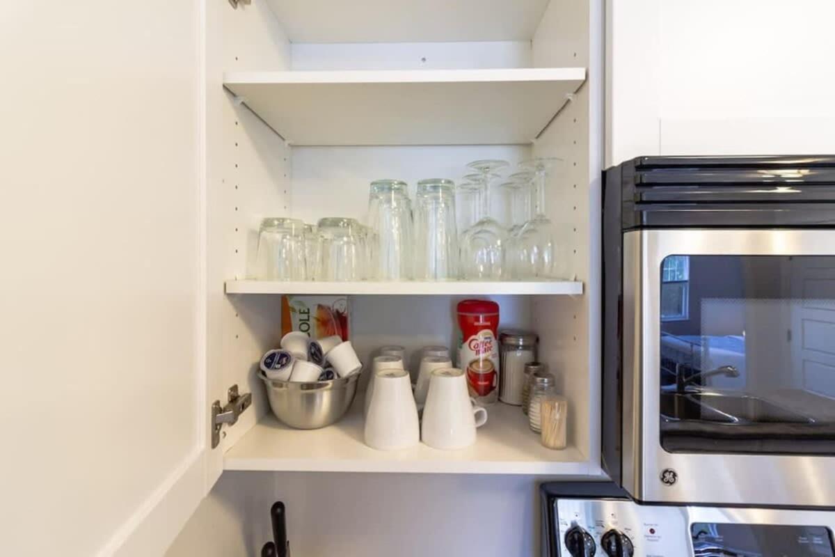 Newly Renovated Modern Condo Near Hospital, Unb Patio & Parking Coffee Saint John Kültér fotó
